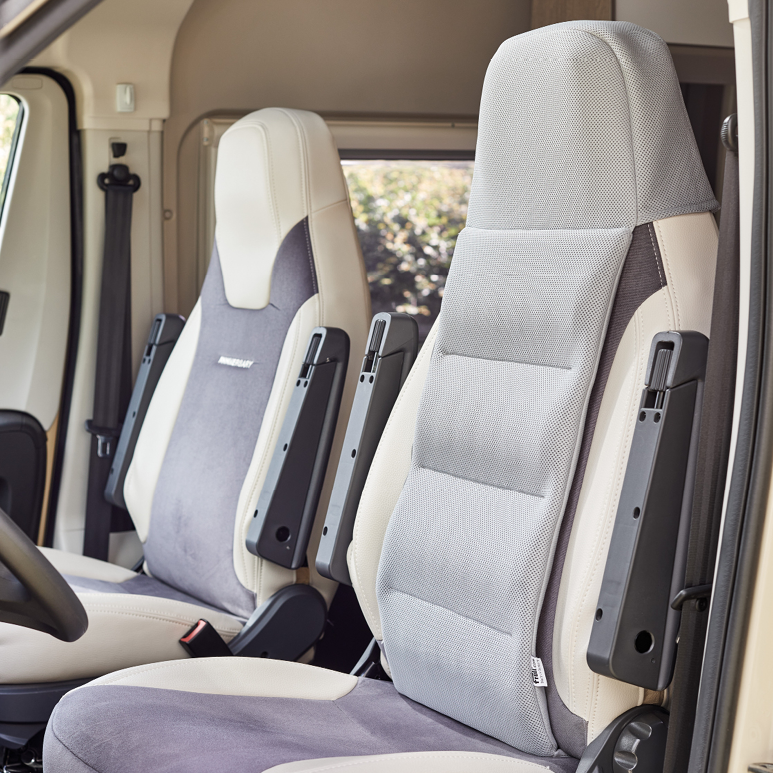 Rücken-Aktiv-Polster im Fiat Ducato auf Fahrersitz