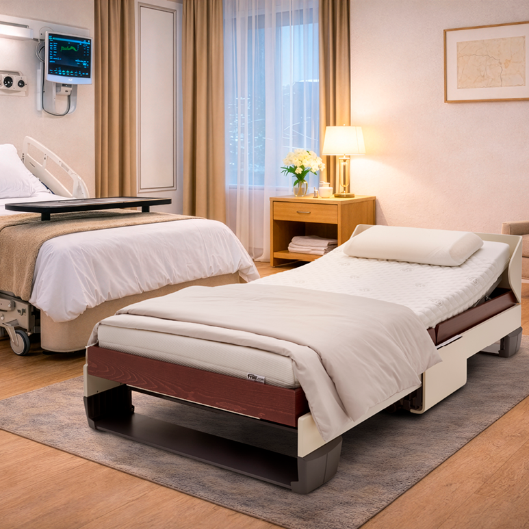 Froli relax + fold Beistellbett im Pflegezimmer neben Klinikbett